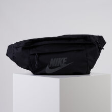 Nike - Hip pack storage on the go