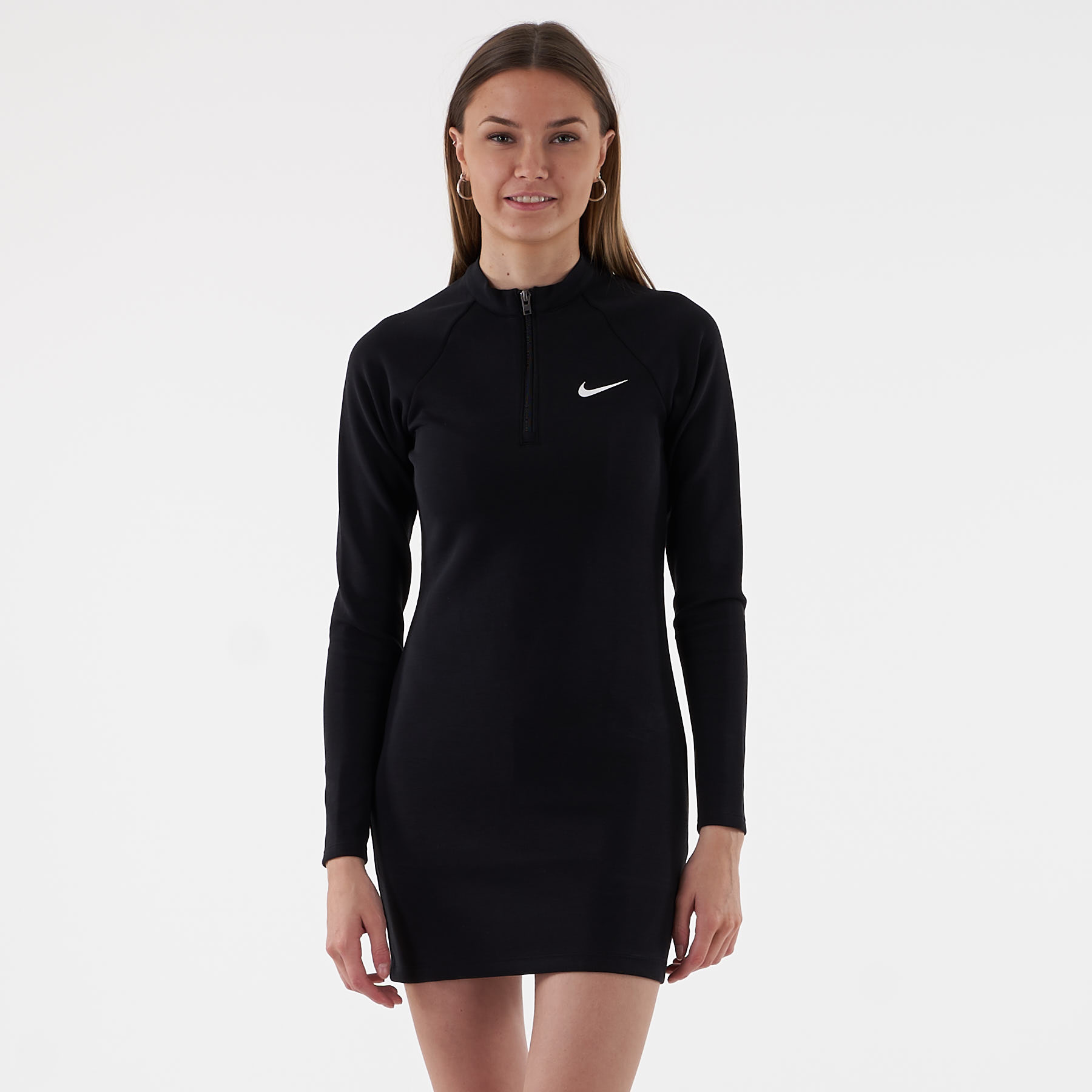 Billede af Nike - Nsw dress ls - Kjoler til hende - 010 BLACK/WHITE - S