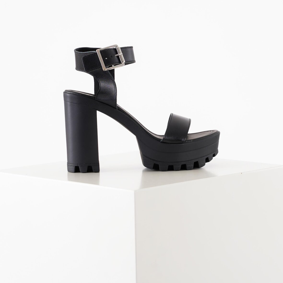 Barmhjertige problem prototype Køb Psede leather sandal til WOMEN. Hurtig levering. Bestil i dag