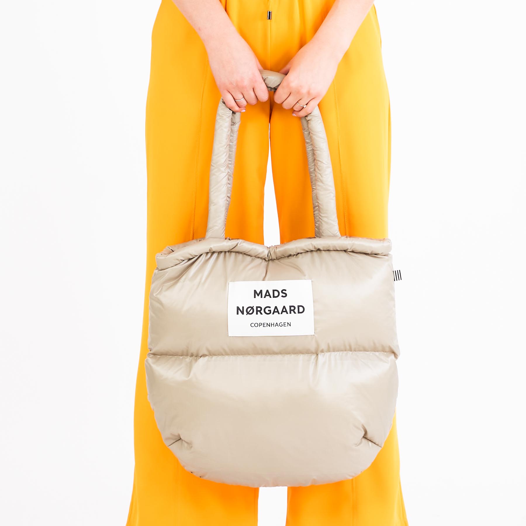 Nørgaard - Tech pillow bag - Tasker til hende - Beige - OS | Lineout