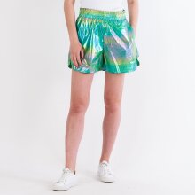 A-view - Reflected shorts