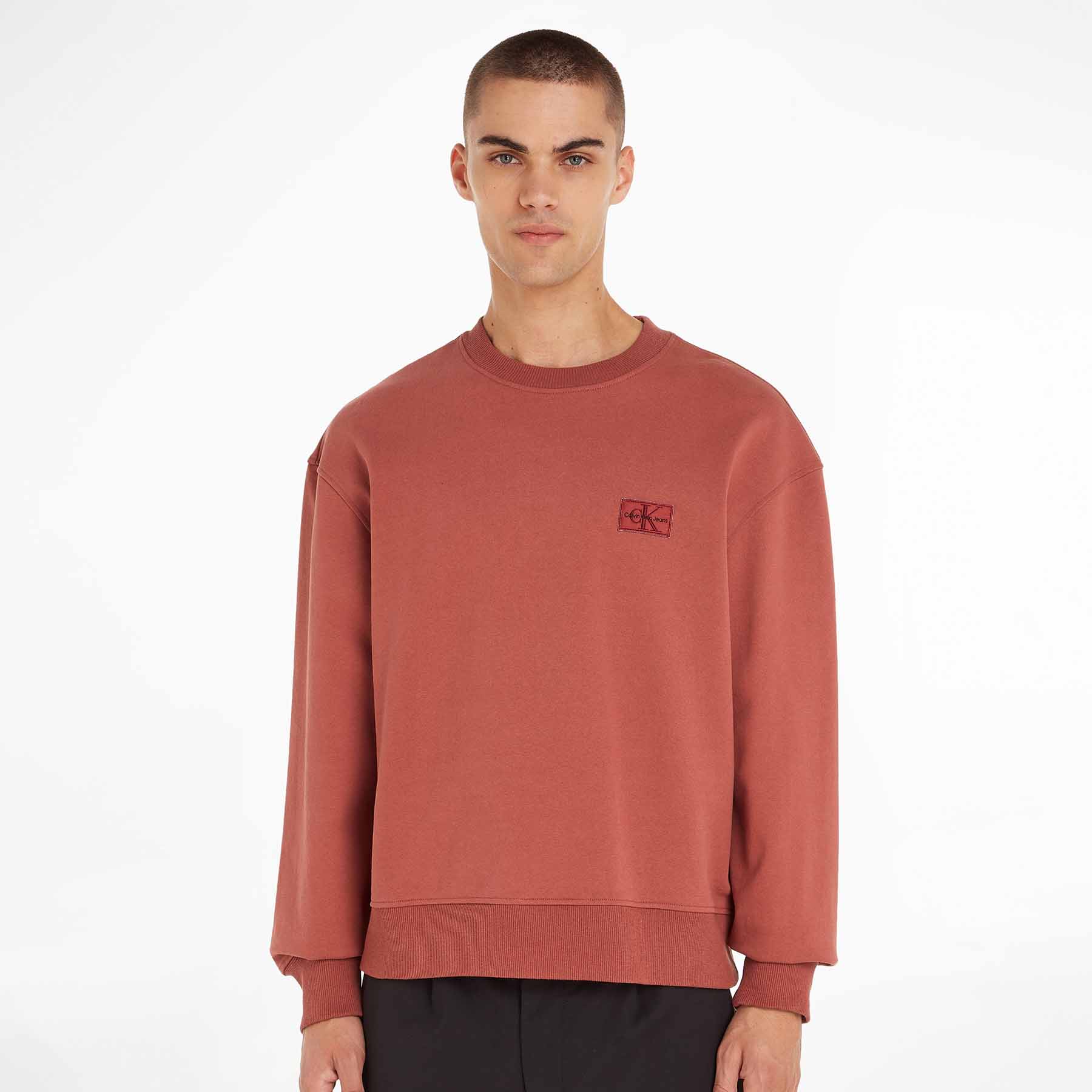 Calvin Klein - Badge crew neck - Sweatshirts og trøjer til herre - Rød - XL
