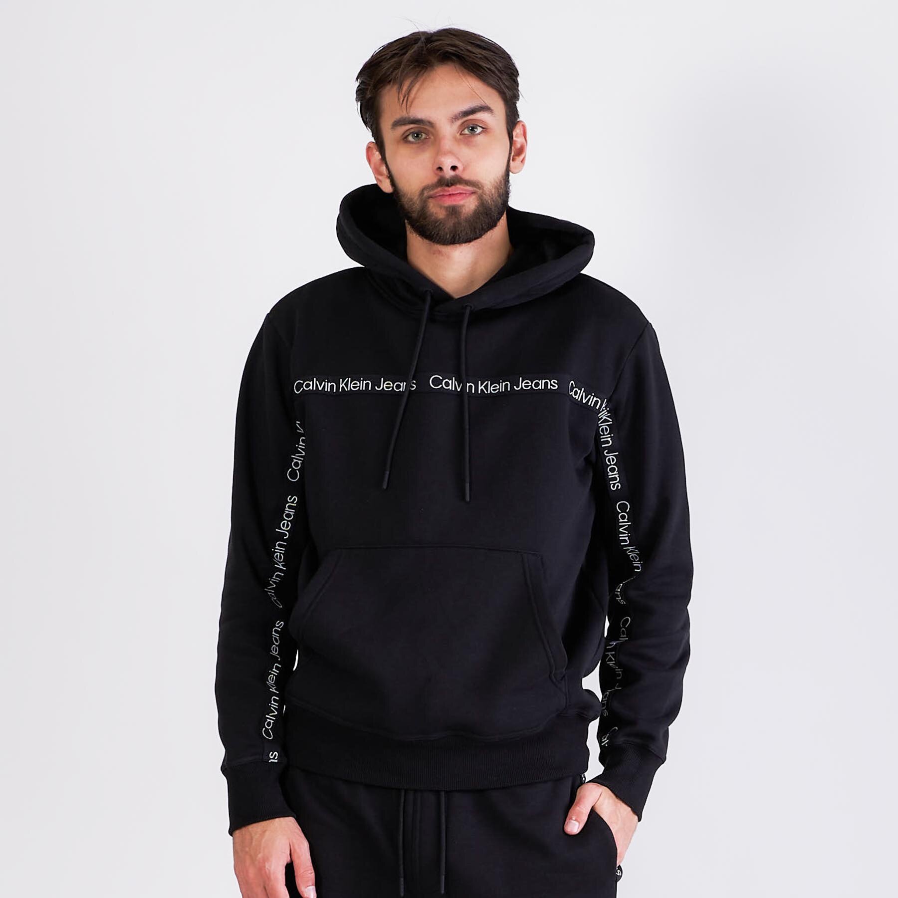 Calvin Klein - Logo tape hoodie - Sweatshirts og trøjer til herre - Sort - XL